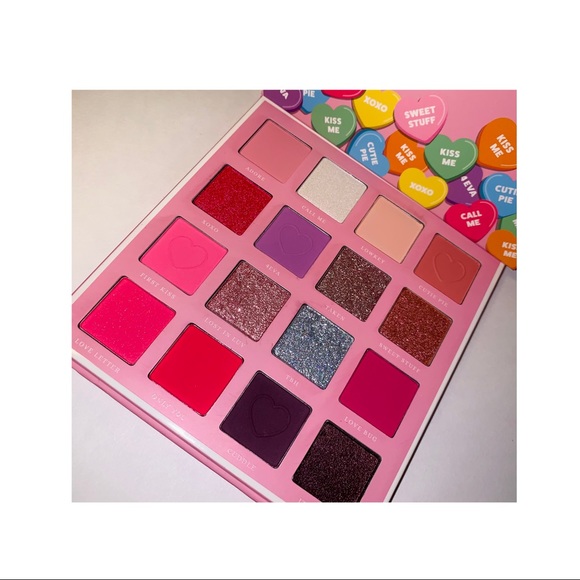 💘 Sweetest Valentine Eyeshadow Palette 💘 - Picture 3 of 3